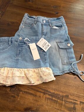Girls Bermuda shorts 2 Pair Squeeze Skort 6 & Wallflower Long Shorts w/ bows 8
